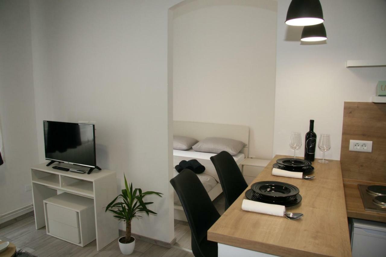 Stylish Apartment In City Center PUY Eksteriør bilde
