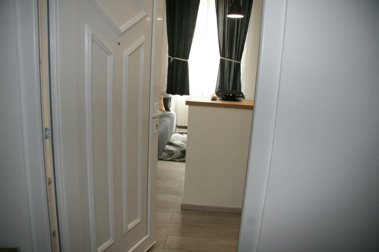 Stylish Apartment In City Center PUY Eksteriør bilde