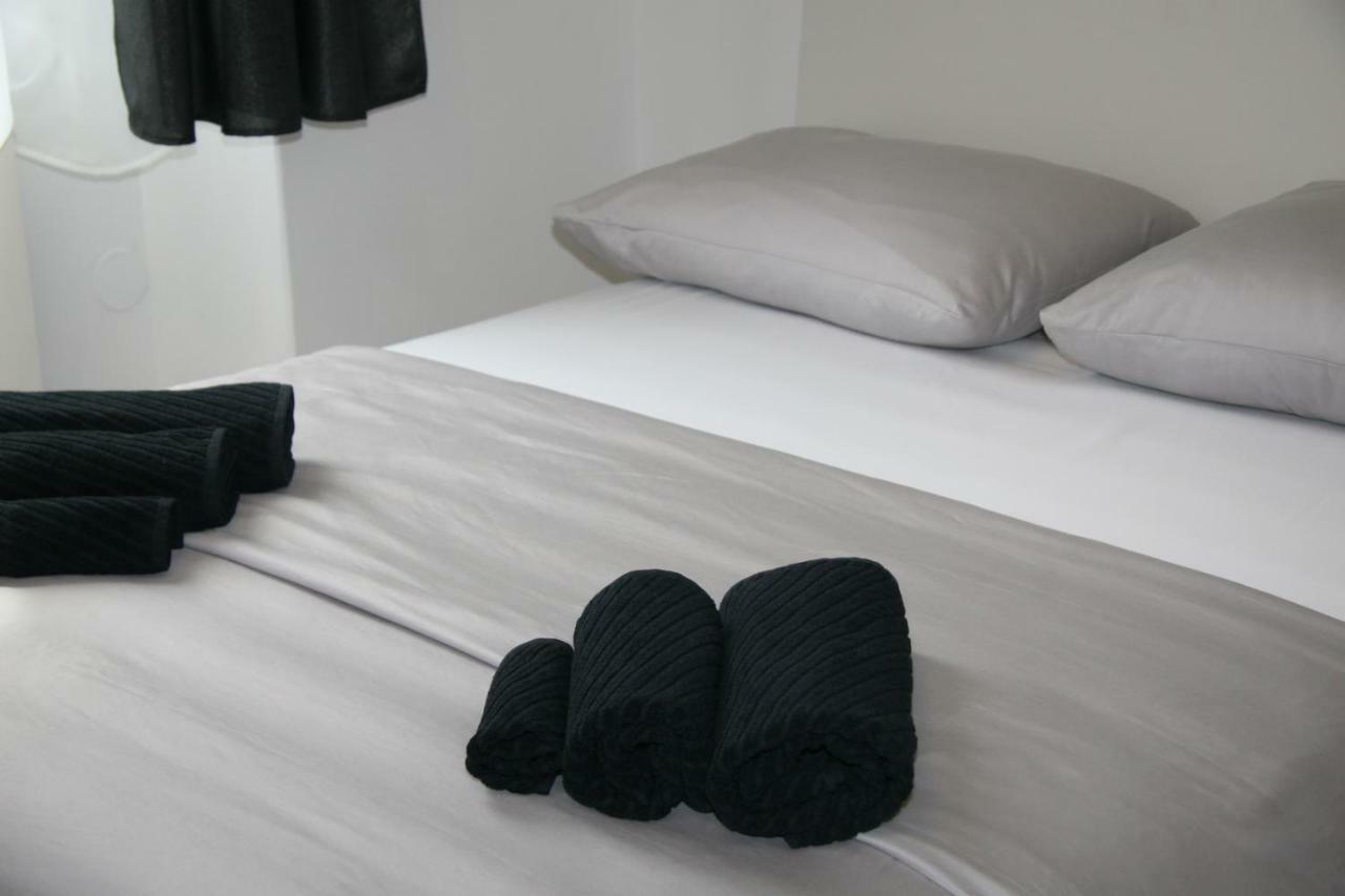 Stylish Apartment In City Center PUY Eksteriør bilde