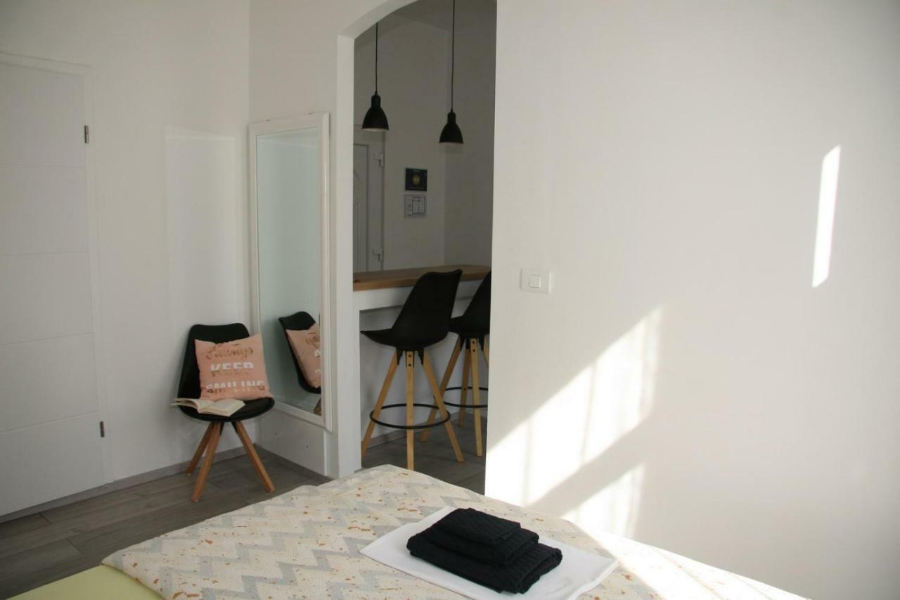 Stylish Apartment In City Center PUY Eksteriør bilde